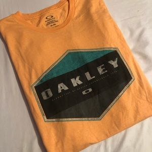 💜5 FOR $20💜 Yellow Oakley Tee